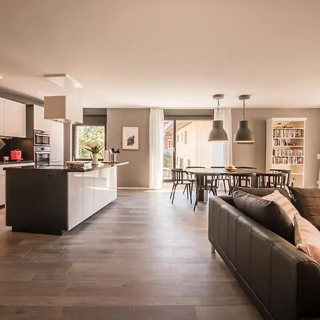 Independance First Interlaken